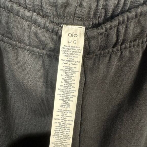 ALO Yoga Unisex Cozy Loungewear Accolade Straight Leg Sweatpant Black Large - Picture 5 of 12